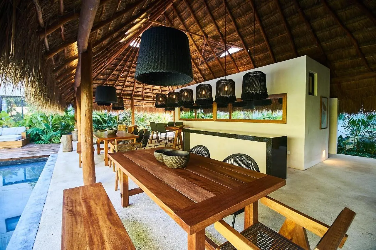 Don Quijote - Private Pool & Beach Club Access Tulum